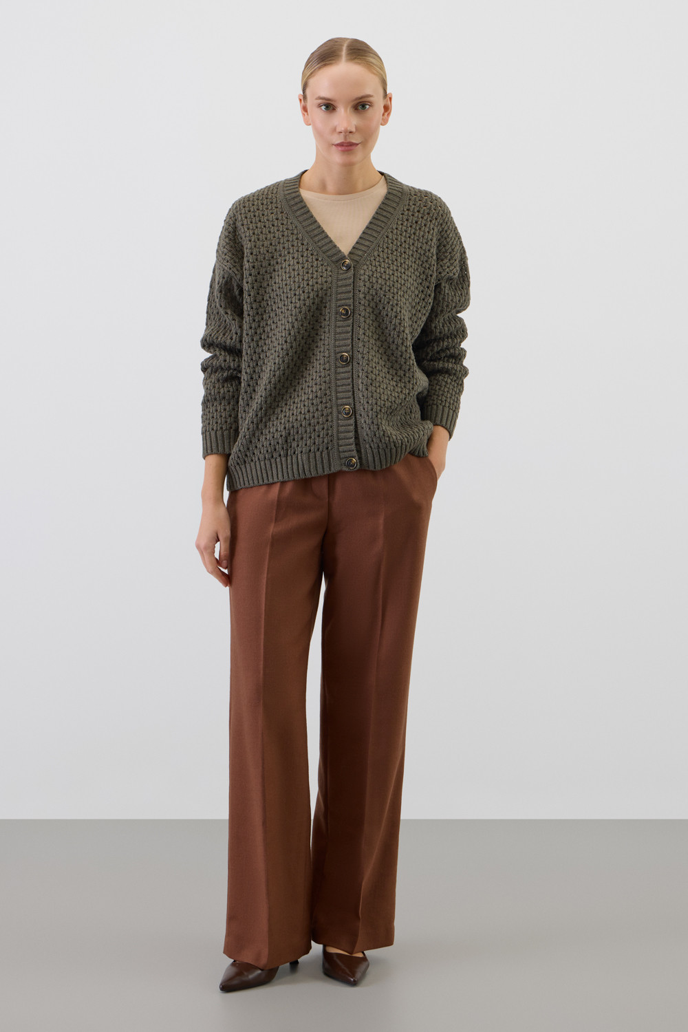 Жакеты, куртки женские для мам, артикул: ЕВ 30229/ш, цвет: хаки